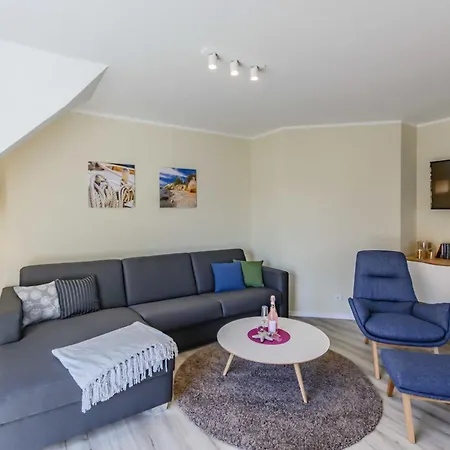 Haus Lotsenberg Mit 8 * Thiessow