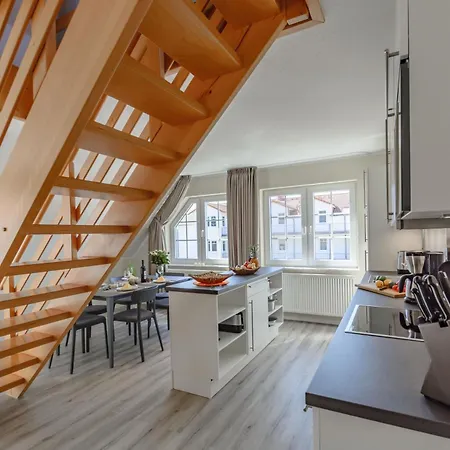 Haus Lotsenberg Mit 8 Daire Thiessow