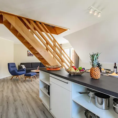 Haus Lotsenberg Mit 8 Daire